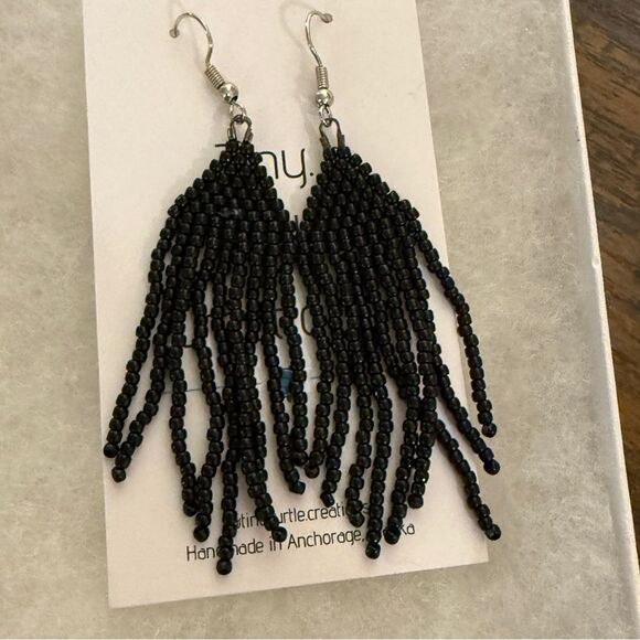 Black Beaded chandelier style Earrings by Alaska Native artist NWT - Picture 2 of 3